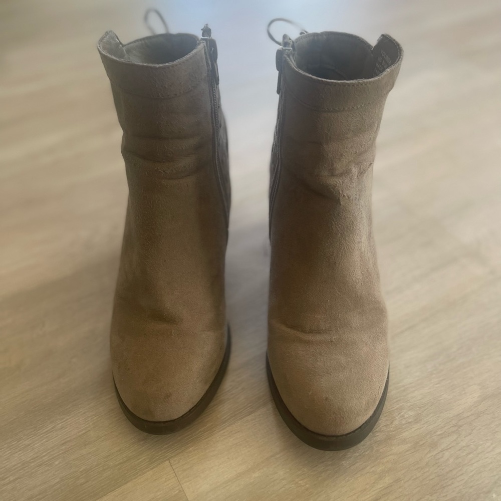 Women's Grey Ankle Boots